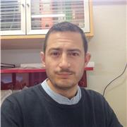 Maestro en Educación Primaria con más de dos años impartiendo clases de inglés y todas las materias troncales de primaria.